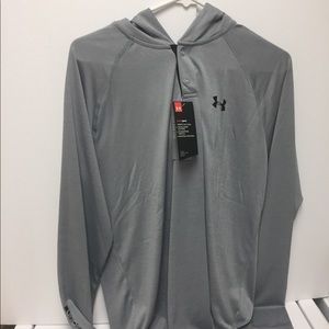 Under Armour  heat gear size M active hoodie